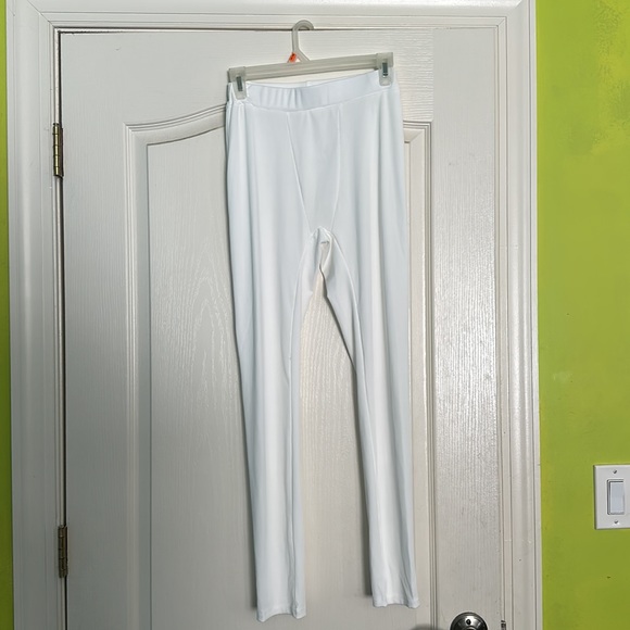 Two piece set. - Picture 3 of 3